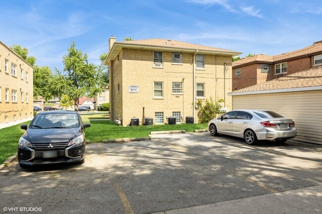 Building Photo - 3024 Harlem Ave