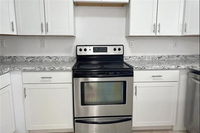 Building Photo - 13990 SW 260th St