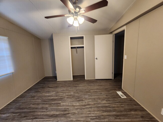 Building Photo - 20223 Perrilloux Rd