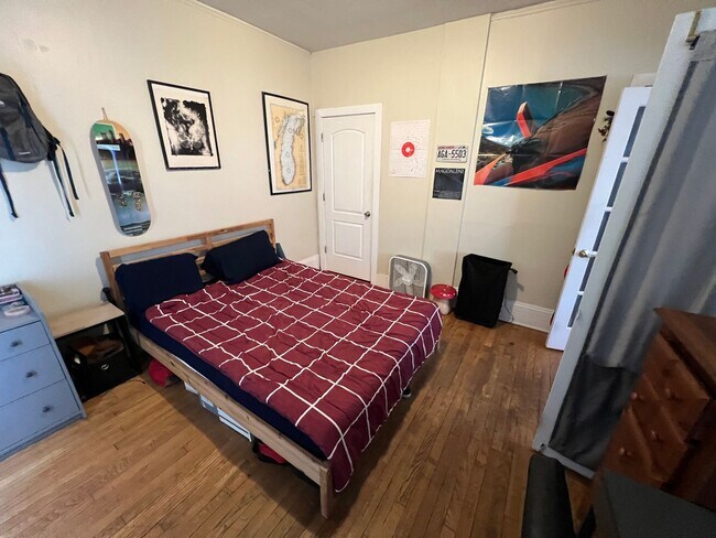 Building Photo - 626-26A E. Wright St.