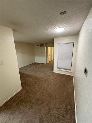 Building Photo - 9813 Walnut St