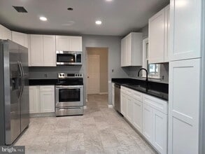 Building Photo - 123 Whitson's Run