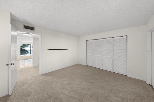 Building Photo - 3301 Bayshore Blvd