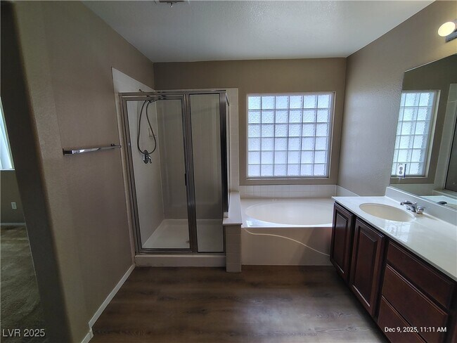 Building Photo - 4715 Deer Forest Ave