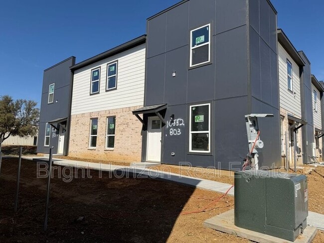 Building Photo - 10552 Tube Dr