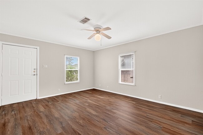 Building Photo - 11918 Greensbrook Forest Dr