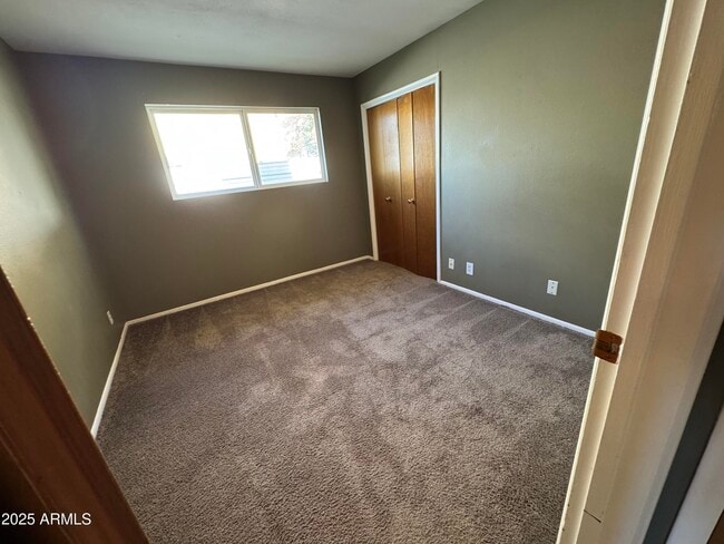 Building Photo - 2309 N 81st Way