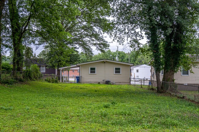 Building Photo - 2166 Martin Luther King Jr Dr SW
