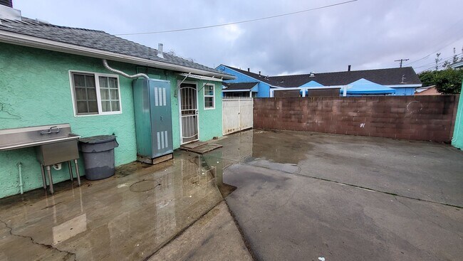 Building Photo - j13531