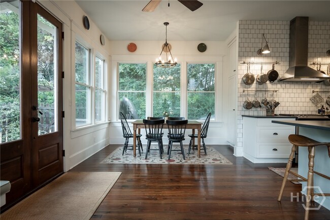 Building Photo - 290 Milledge Cir