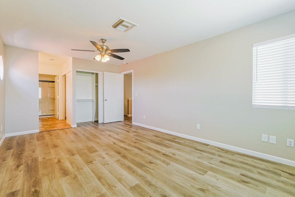 Building Photo - 4005 E Woodland Dr
