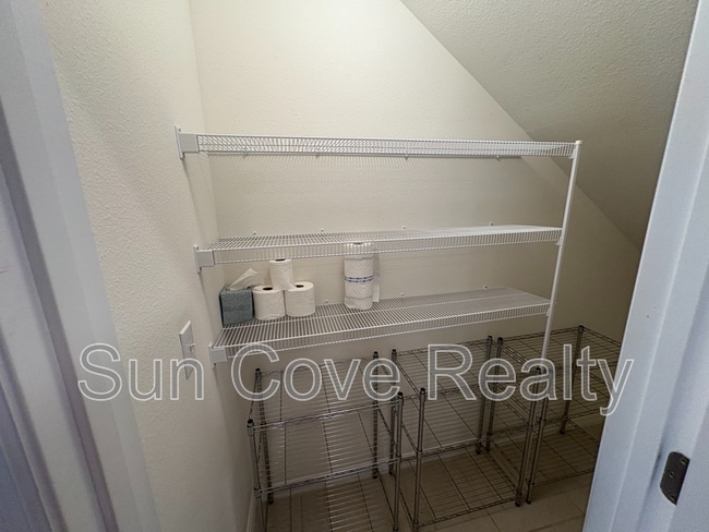 Building Photo - 32997 Kaloko Rd