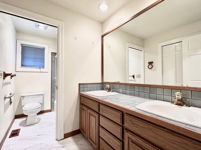 Building Photo - 13906 205th Ave NE