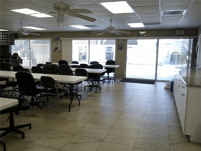 Building Photo - 4158 S Tamiami Trl