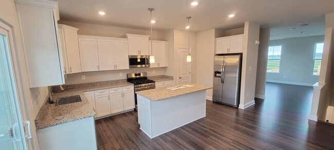 Building Photo - 35169 Wright Way