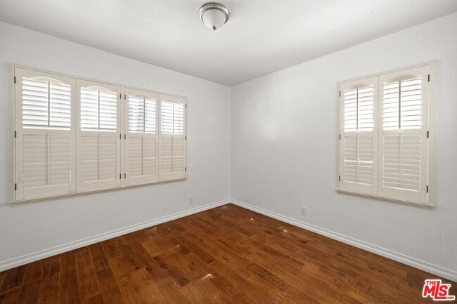 Building Photo - 5227 Etheldo Ave