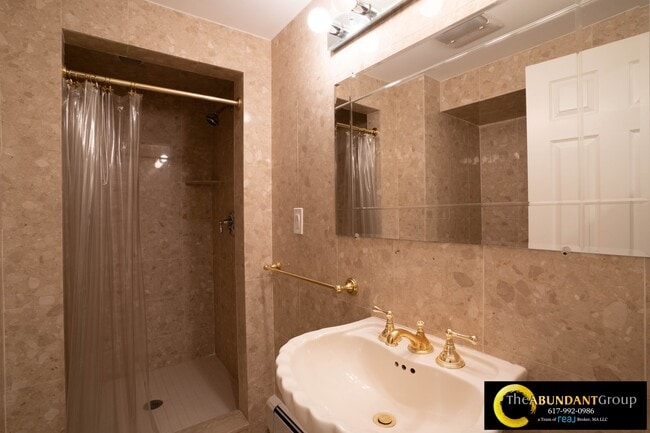 Building Photo - 40 Puddingstone Ln