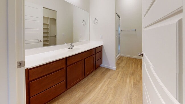 Building Photo - 2350 S Olivewood