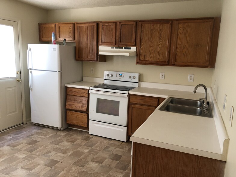 Building Photo - 5414 Talserwood Dr