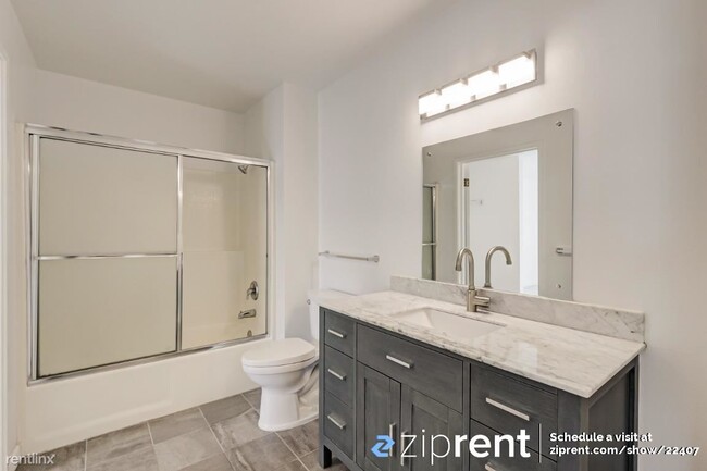 Building Photo - 1 br, 1 bath Condo - 2225 23rd Street, San...