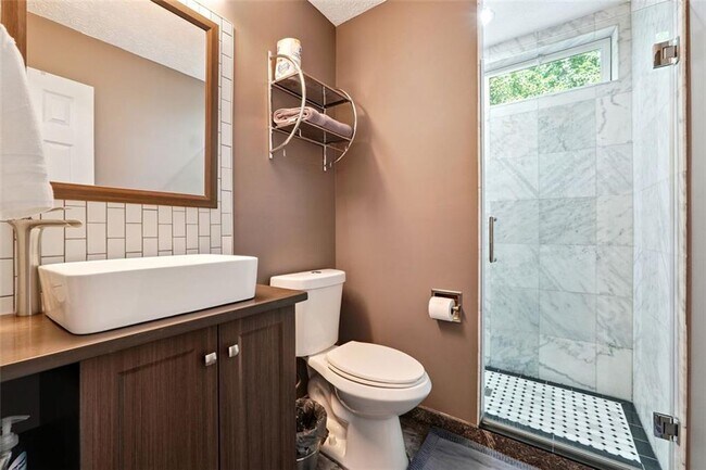 Building Photo - 3941 Pine Gorge Ct NE