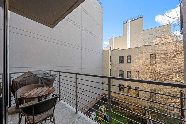 Building Photo - 792 Classon Ave