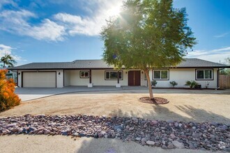 Building Photo - Charming 3-Bed, 2-Bath Home for Rent in Oc...