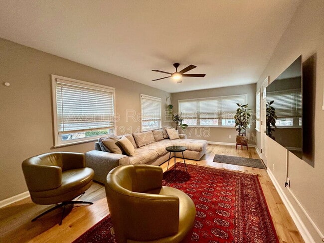 Building Photo - 1336 Lanvale Dr