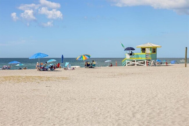 Building Photo - 17535 Jadestone Ct