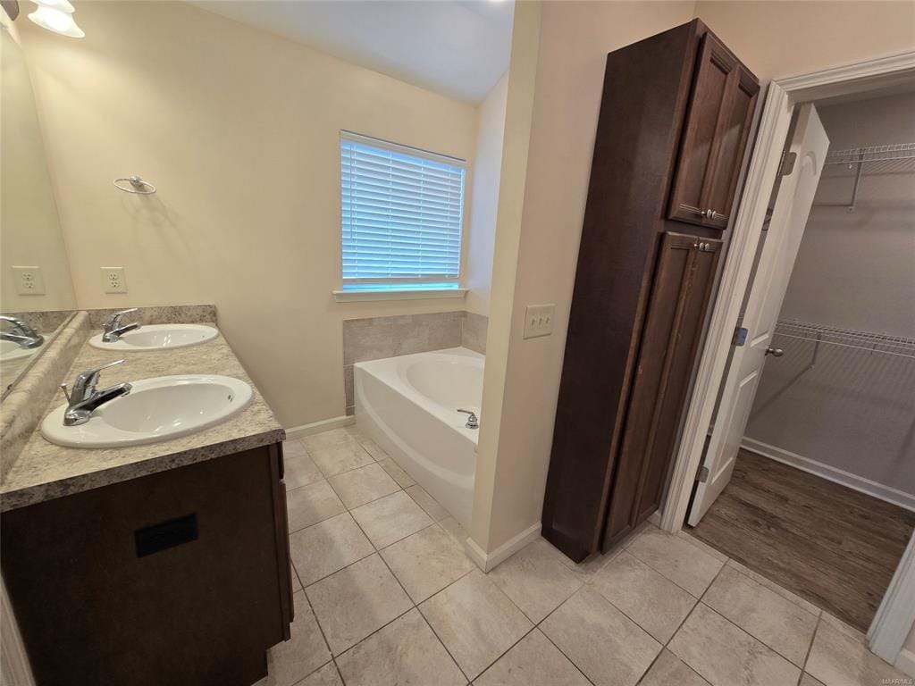 Building Photo - 456 Buena Vista Wy