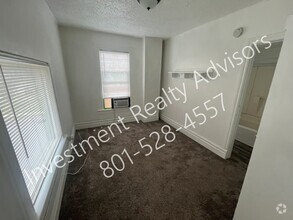 Building Photo - Apartment in Historic Salt Lake City Home!