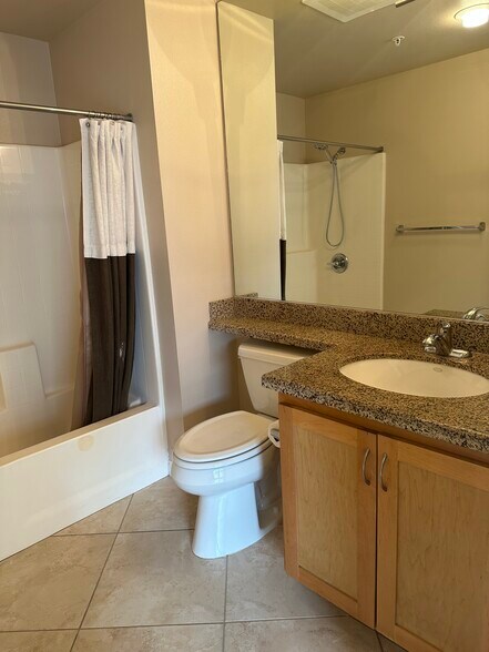 Primary bath - 450 J St