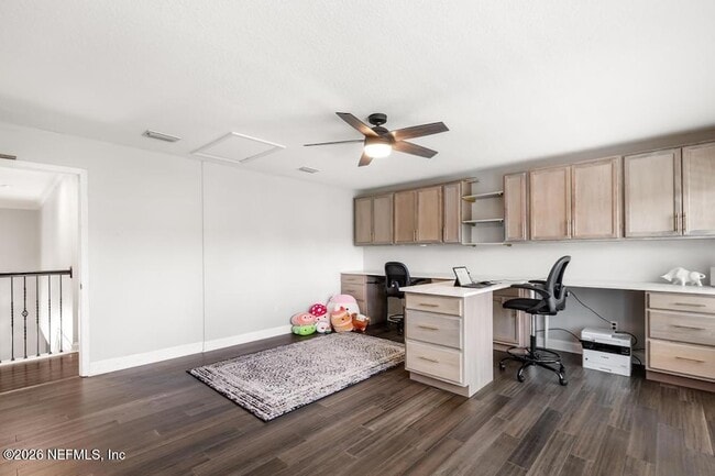 Building Photo - 1175 Eagle Point Dr