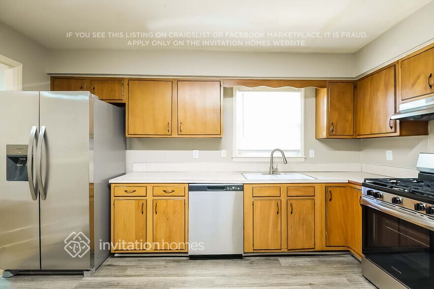 Building Photo - 9927 Feldbank Dr