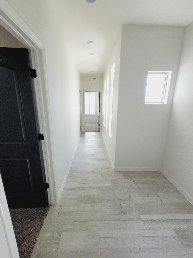 Building Photo - 7505 Hitching Post