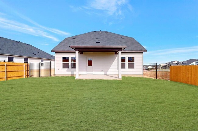 Building Photo - 4509 Beacon Bay Dr