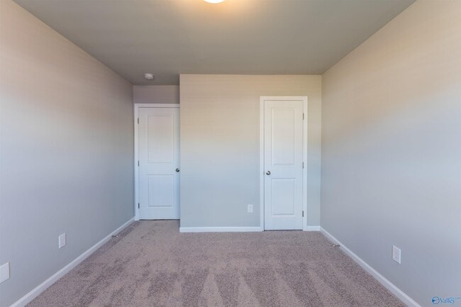 Building Photo - 118 Ocean Springs Ave