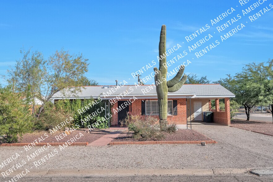 Building Photo - 2606 N Tyndall Ave