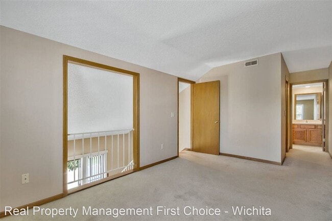 Building Photo - 2 br, 2 bath House - 1717 S Cypress Unit 821