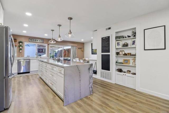 Building Photo - 2711 Via Festivo