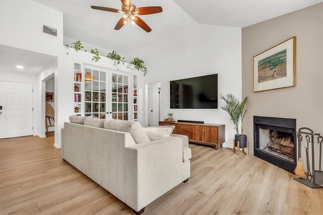 Building Photo - 206 Quail Cir