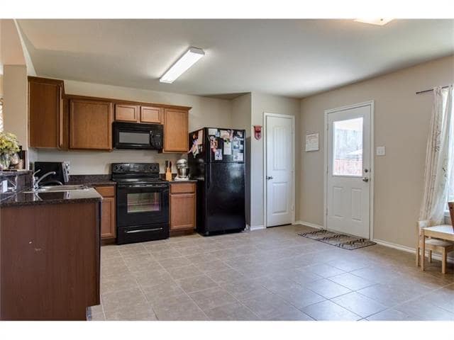 Building Photo - 478 Harding Ln