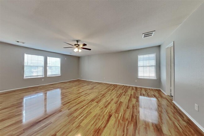 Building Photo - 21210 Bridgemeadows Ln