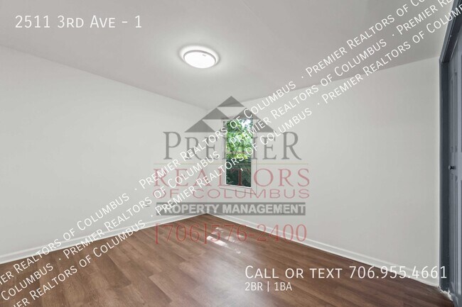 Building Photo - 2511 3rd Ave