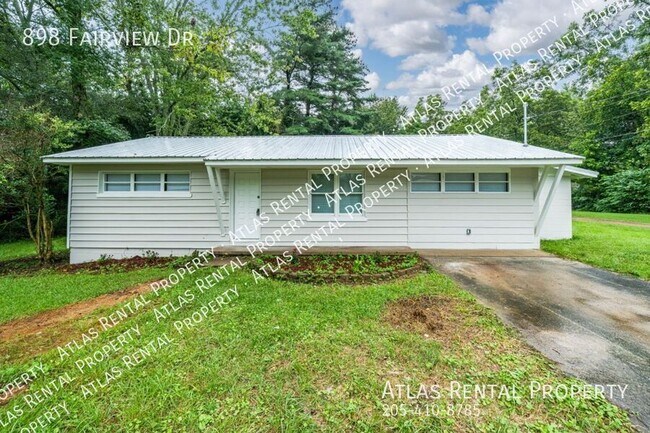 Primary Photo - 898 Fairview Dr NE