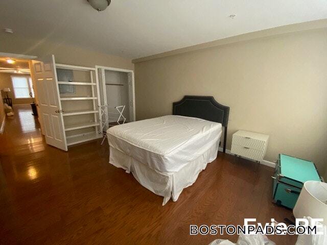 Building Photo - 51 Chelsea St