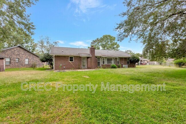 Building Photo - 412 Fox Hunt Rd