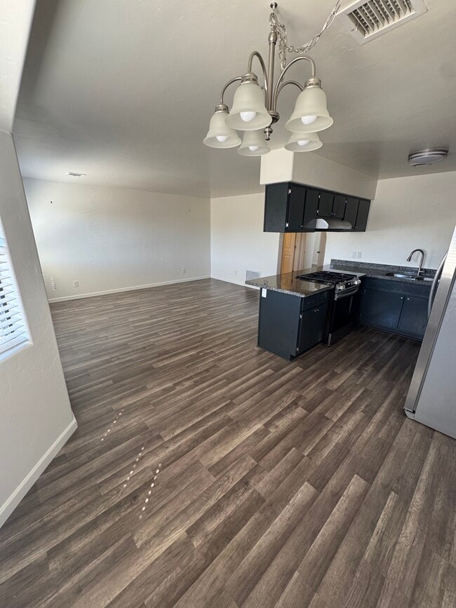 Building Photo - 8440 E Greg Ct