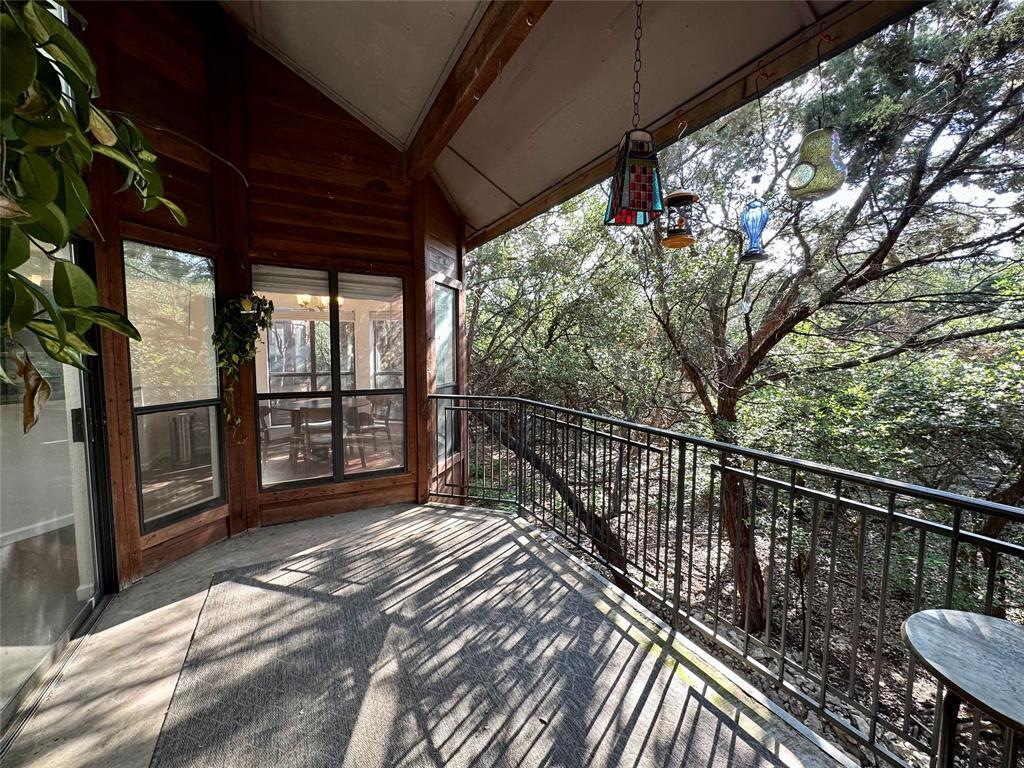 Building Photo - 4711 Spicewood Springs Rd