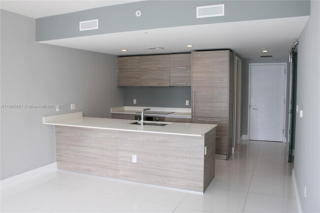 Building Photo - 1300 S Miami Ave